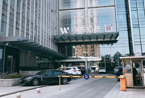 青岛维乐口腔医院怎么样？实力派口碑揭秘，当地人为何都选它