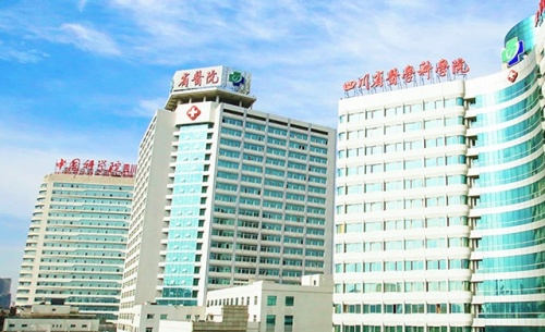玉林陆川县看牙去哪家正规？朗朗口腔规模+收费+特色项目全解析！