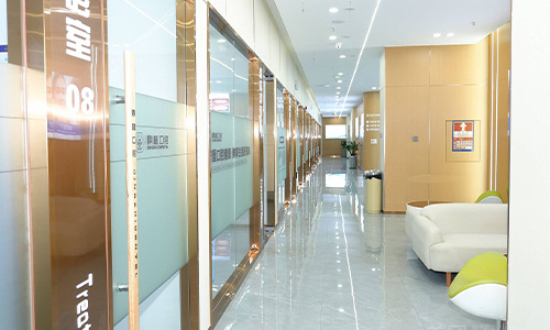 深圳鼎植口腔（福民店）走廊