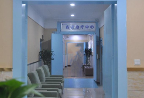 成都军建疤痕科祛疤作用如何？真实网评+专科解析来了~